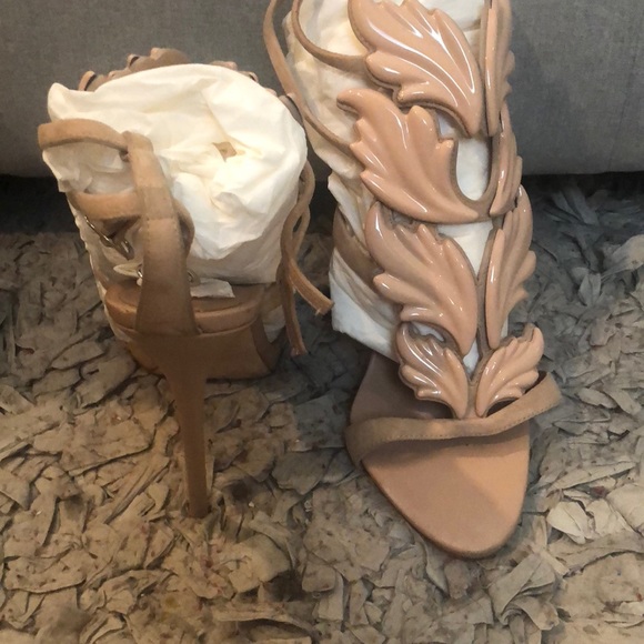 SOLD!! - Picture 4 of 6